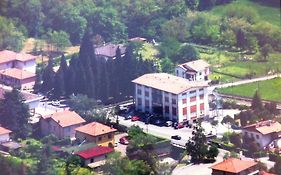 Albergo Cristallo